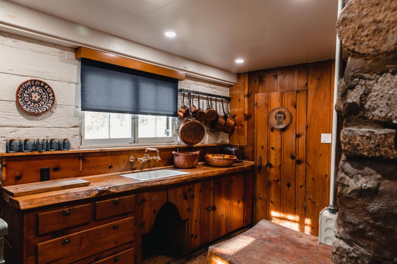 The Fireside Inn Idyllwild Bagian luar foto