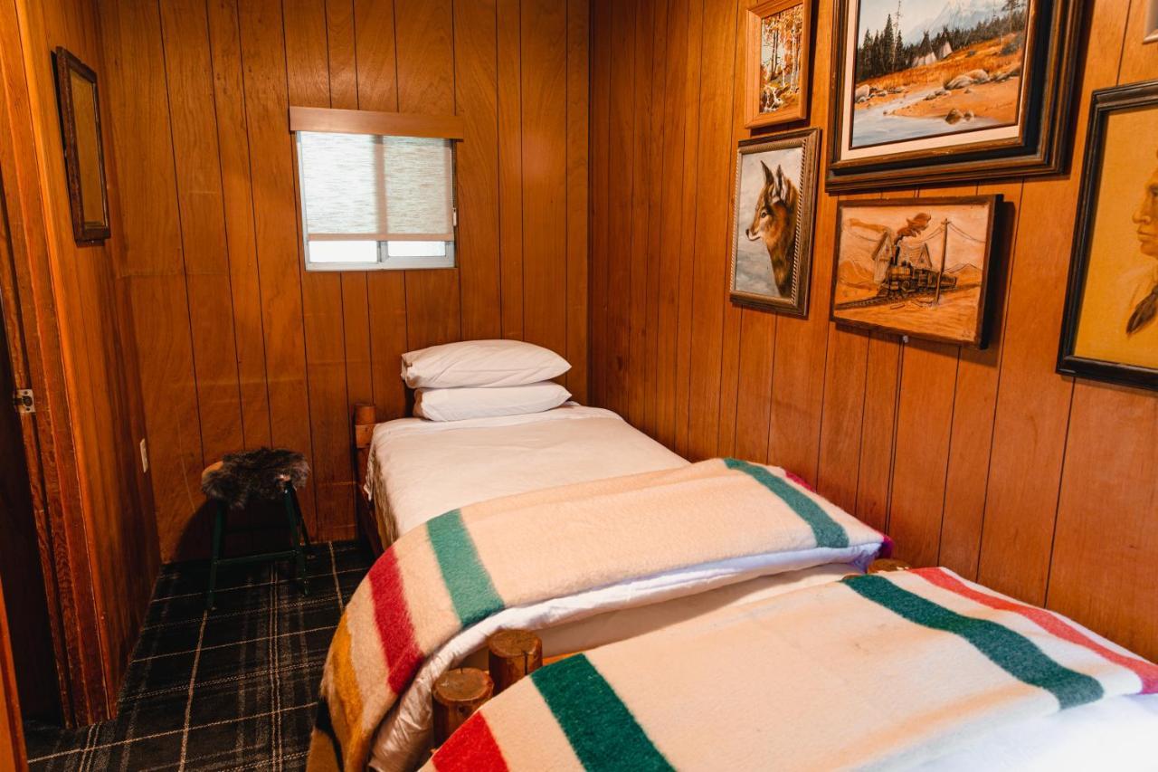 The Fireside Inn Idyllwild Bagian luar foto