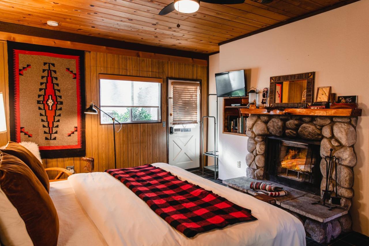 The Fireside Inn Idyllwild Bagian luar foto